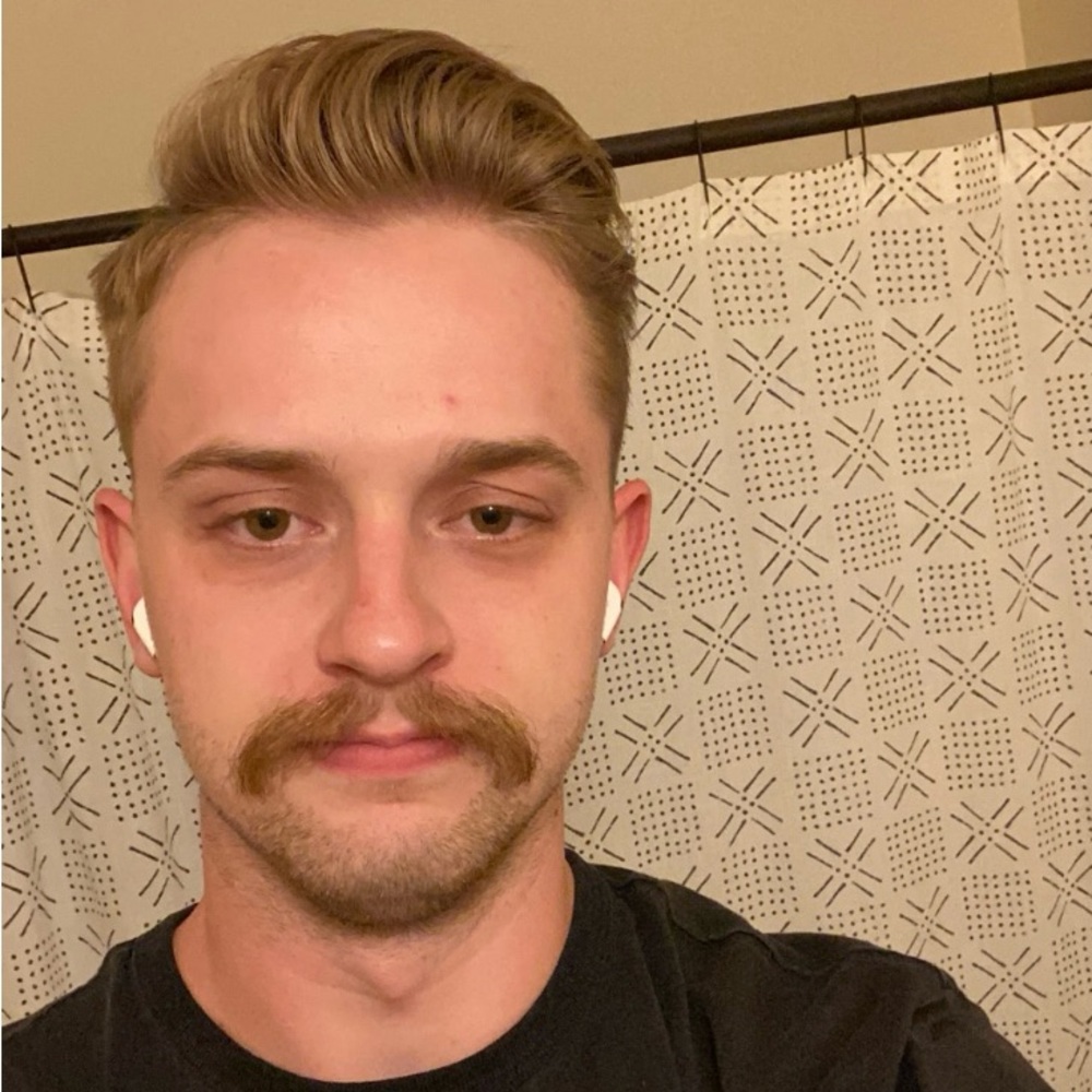 Meet your Posher, Gavin